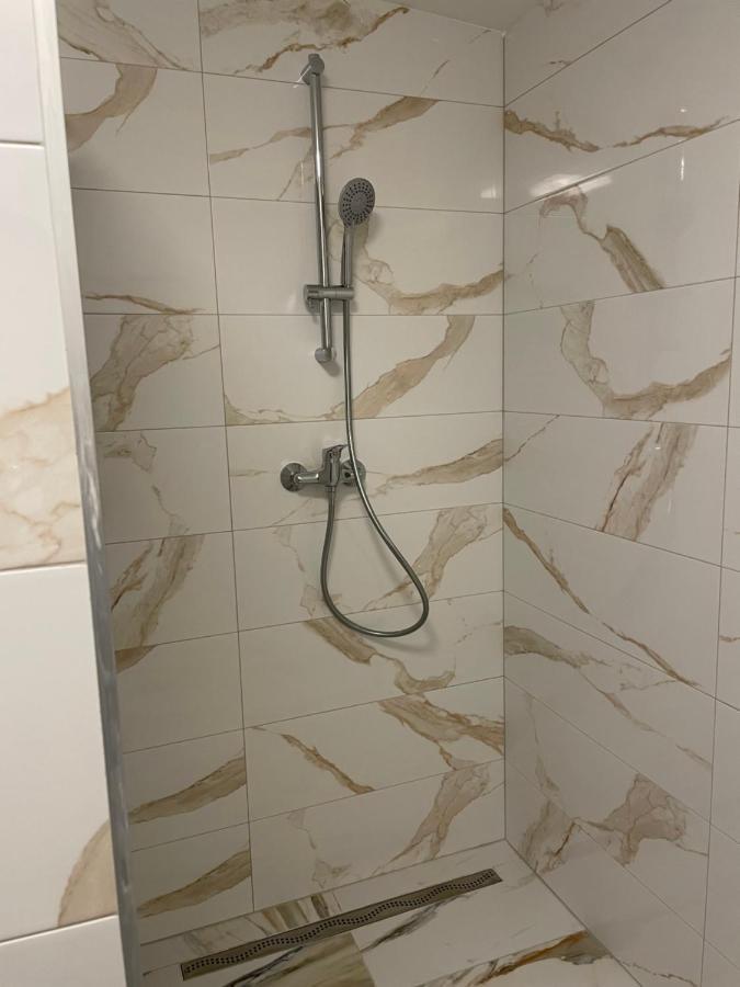 Apartament เคบ ภายนอก รูปภาพ