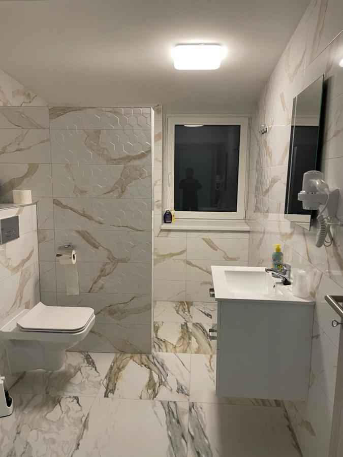 Apartament เคบ ภายนอก รูปภาพ